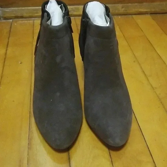 Alfani Step & Flex Vandela Booties Suede Pointed Toe Kitten Heel Boots - Picture 2 of 5